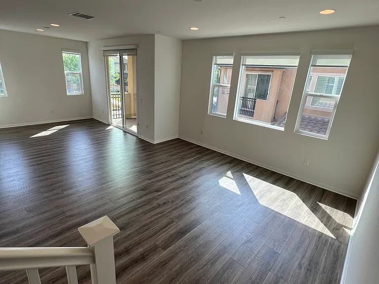 2418 S Fremont Ave #10 — Photo 14