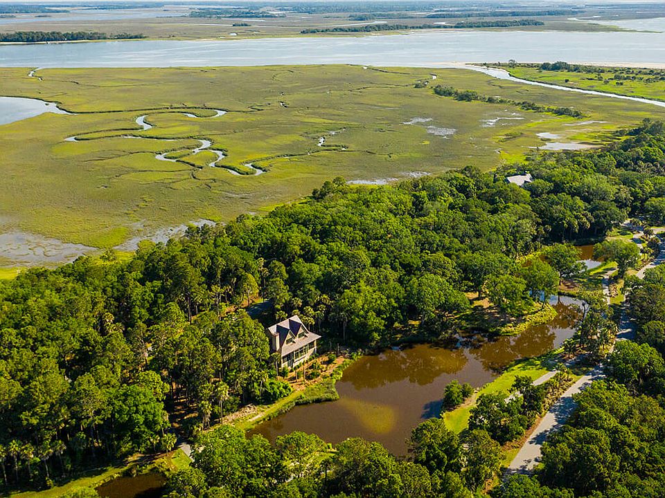 1st image of 200 High Dunes Ln