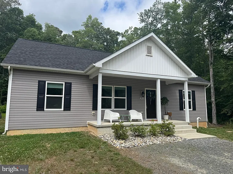 903 Albrough Blvd — Photo 27