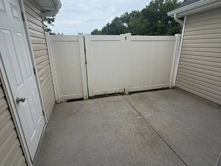 1505 Orange Ct — Photo 8