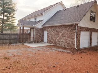 3396 Meadow Ct, Murfreesboro, TN 37129