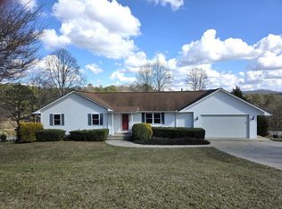 971 Lance Rd, Murphy, NC 28906