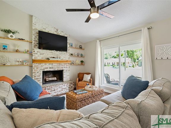 5th image of 167 Greenbriar Court