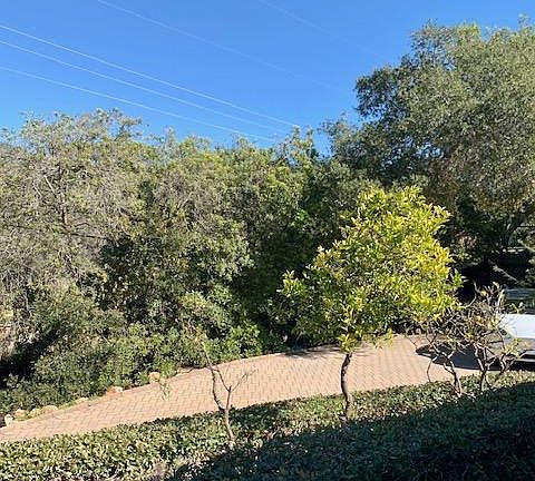 5th image of 400 Mountain Dr