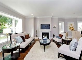 2529 W Cullom Ave, Chicago, IL 60618