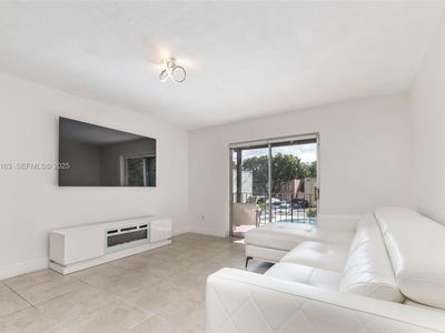 10748 N Kendall Dr APT N22, Miami, FL, 33176