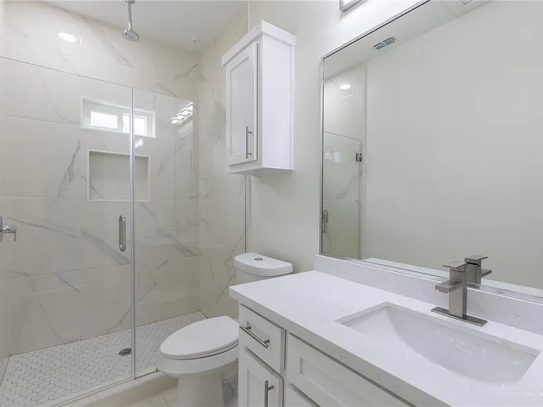 1902 W Violet Dr #4 — Photo 13