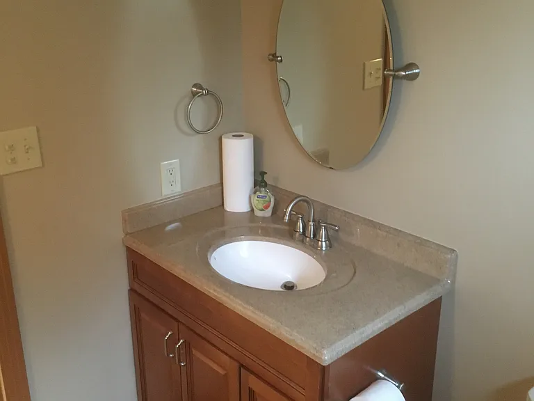 327 Forest Dr — Photo 9