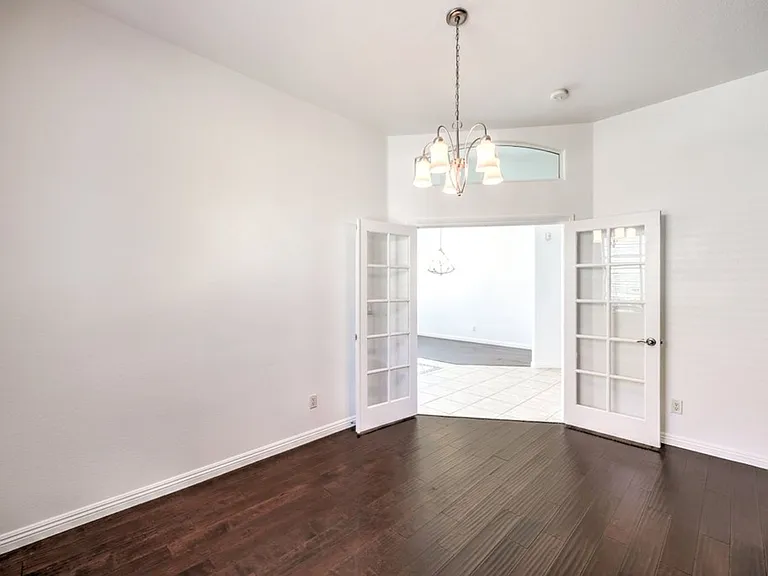 1393 Romanesca Dr — Photo 9