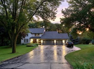 N5110 Summit Dr, Fond Du Lac, WI 54937