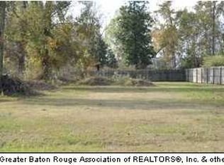 19 Twin Oaks Dr, Geismar, LA 70734