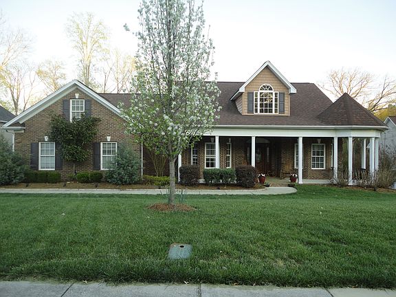 2nd image of 122 Creek Side Dr