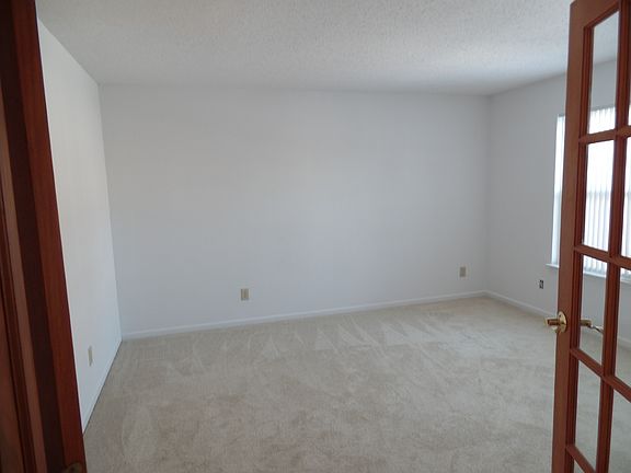 3rd image of 5473 Portman Dr