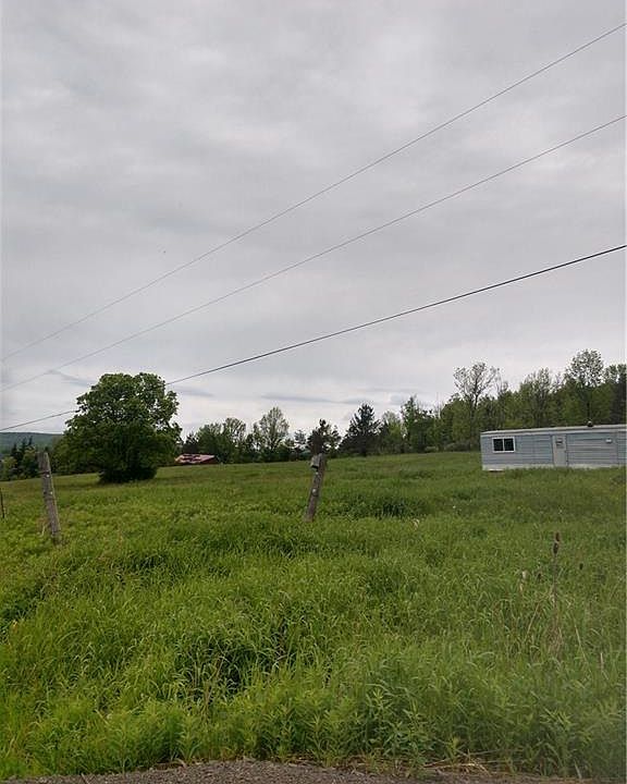 2nd image of 4328 Moss Brook Rd