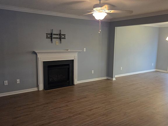 4th image of 2232 Cartmill Dr