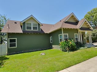 656 E 9th St, Upland, CA 91786