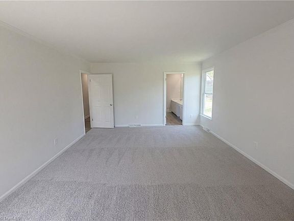 4th image of 1495 S Peace Haven Rd