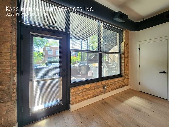 2nd image of 3228 W Palmer St #6