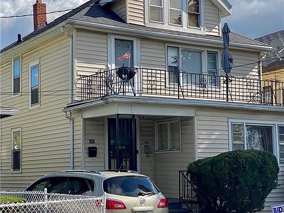 2nd image of 183 Clarence Ave
