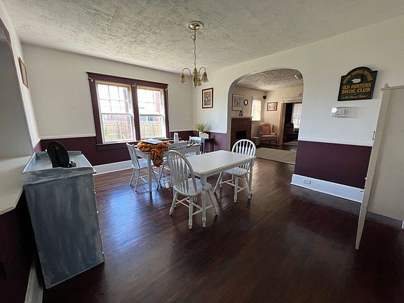 4th image of 3571 Winchester Ave #5