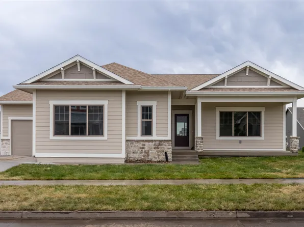 305 SW 16th St, Ankeny, IA 50023