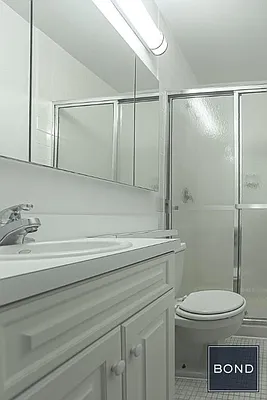 Rented by Bond New York | media 13