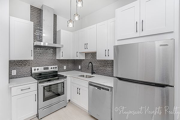 1st image of 340 Greene Ave #1