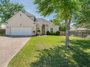4444 Woodland Ridge Ct, College Station, TX 77845