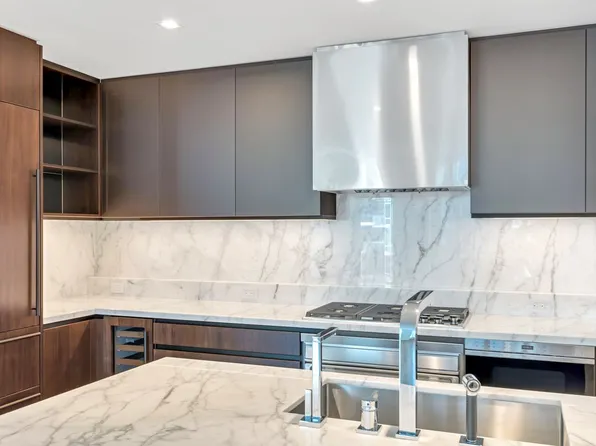 1 West End Avenue image 5 of 21