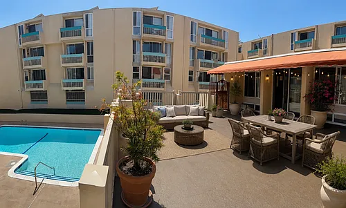 Beachbrook Village Photo 1