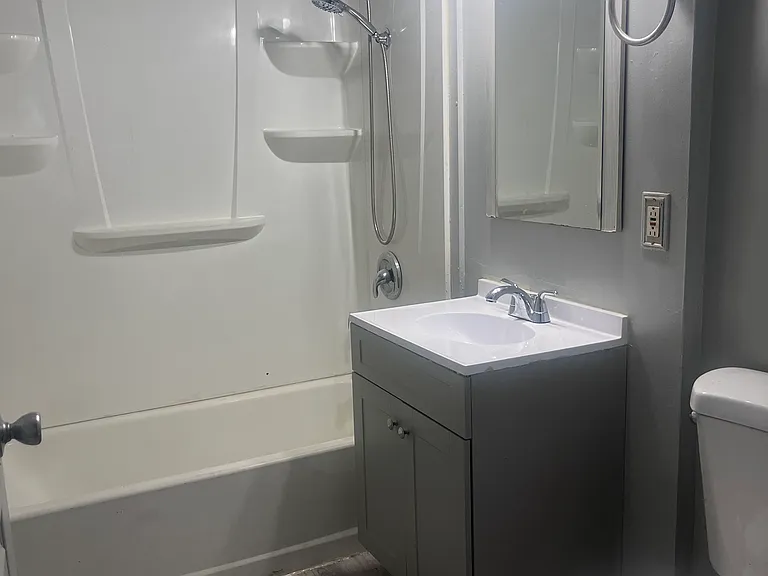 1610 W Onondaga St #1 — Photo 15