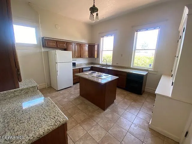 321 W Rio Grande Ave — Photo 28