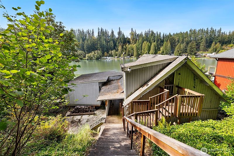 4th image of 39304 Ski Park Road E