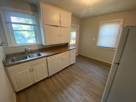 3rd image of 431 E 18th Ave #431