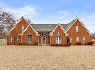 1990 Austin Rd, Horn Lake, MS 38637