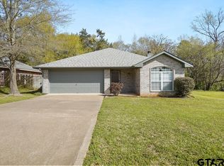 11041 Southern Trace Cir, Flint, TX 75762