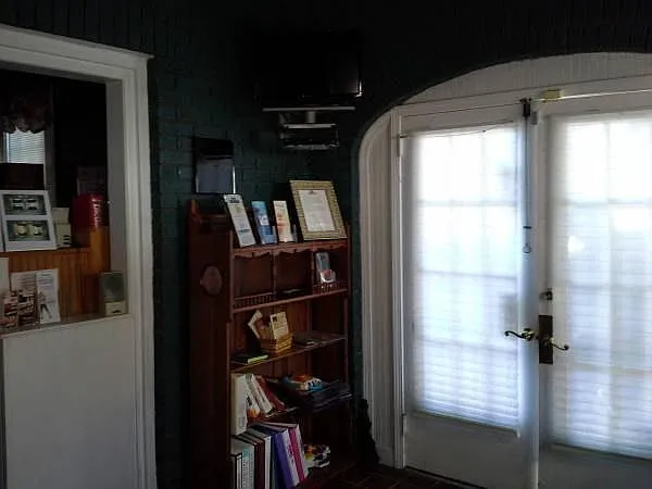 220 N Main St — Photo 21