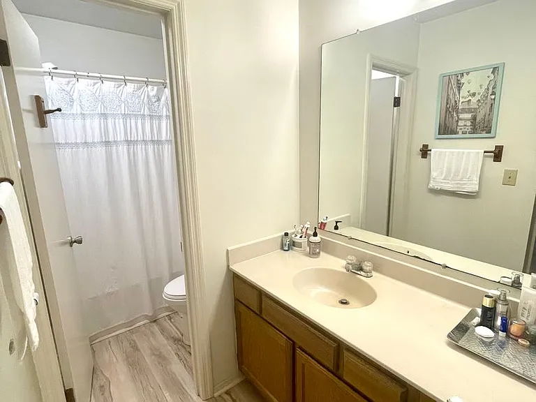 1054 Anna Knapp Blvd #1D — Photo 11
