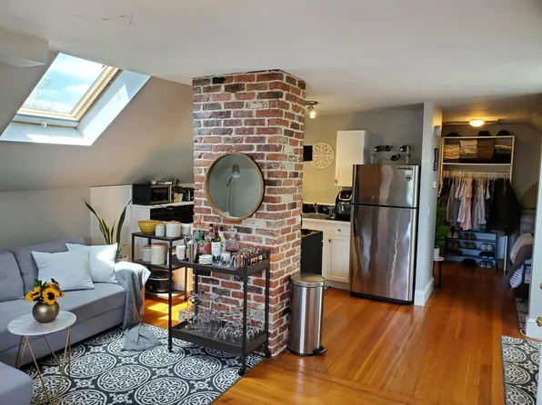162 Emeline St Floor 3, Providence, RI 02906