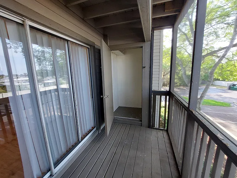 2500 Winding Creek Blvd #E201 — Photo 28