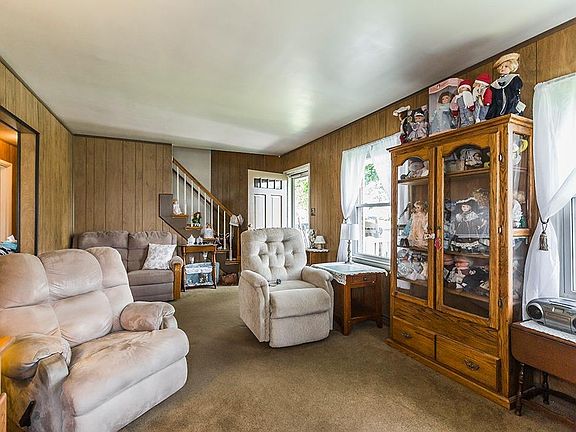 5th image of 580 Lamont Dr