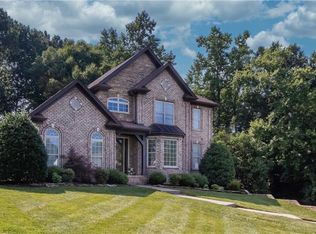 4764 Beacon Park Ln, Walkertown, NC 27051