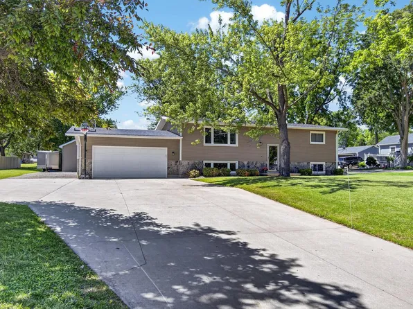 8415 12th STREET, Kenosha, WI 53144