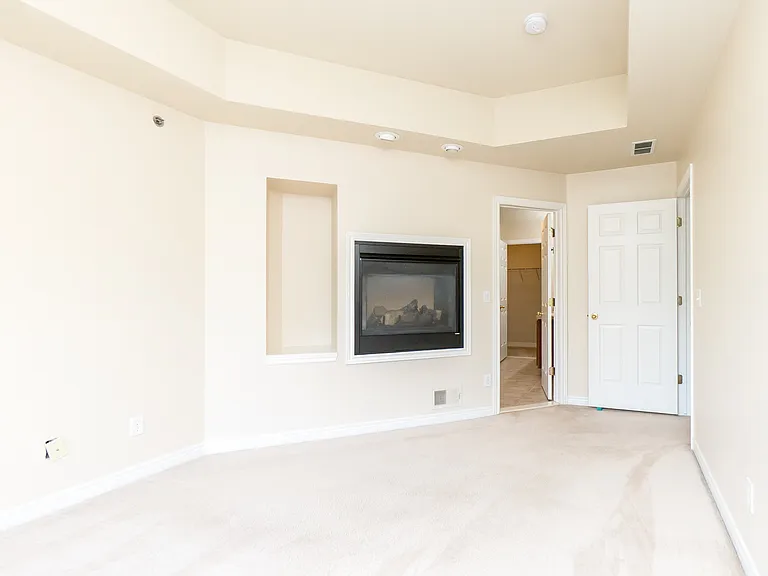 3334 Endsleigh Ln — Photo 15