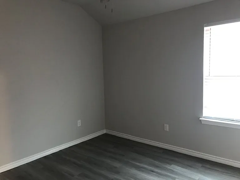 2850 Melissa Ln — Photo 12