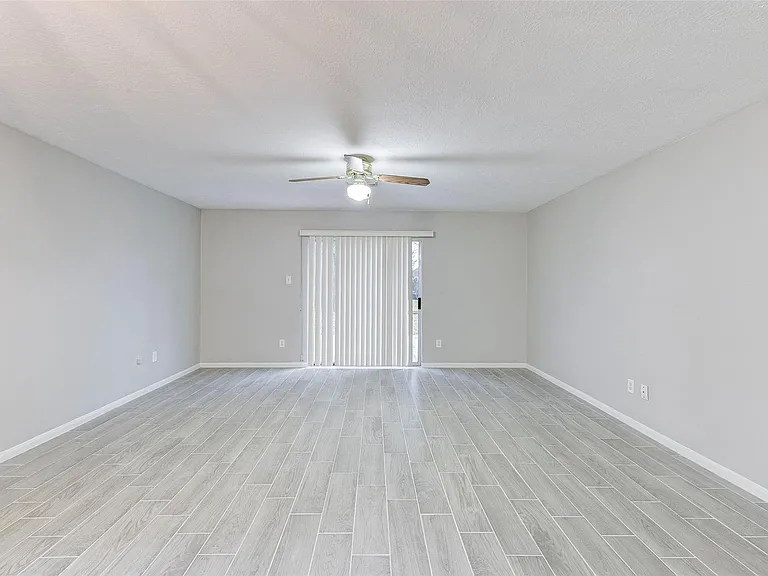 7815 Barnhill Dr — Photo 7