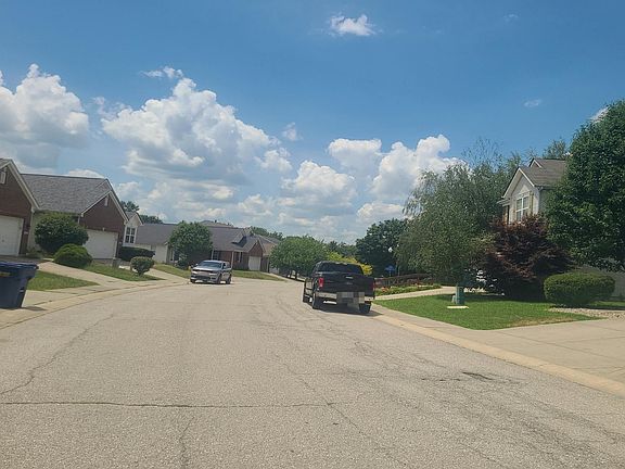4th image of 8121 Barksdale Way
