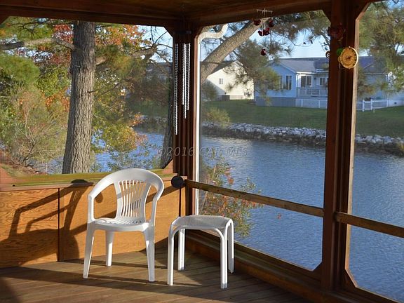 Screened Porch