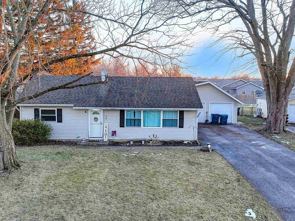 1st image of 739 Houston Dr