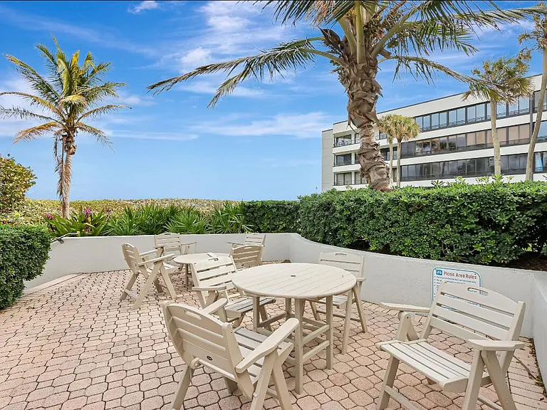 1357 NE Ocean Blvd #311 — Photo 5